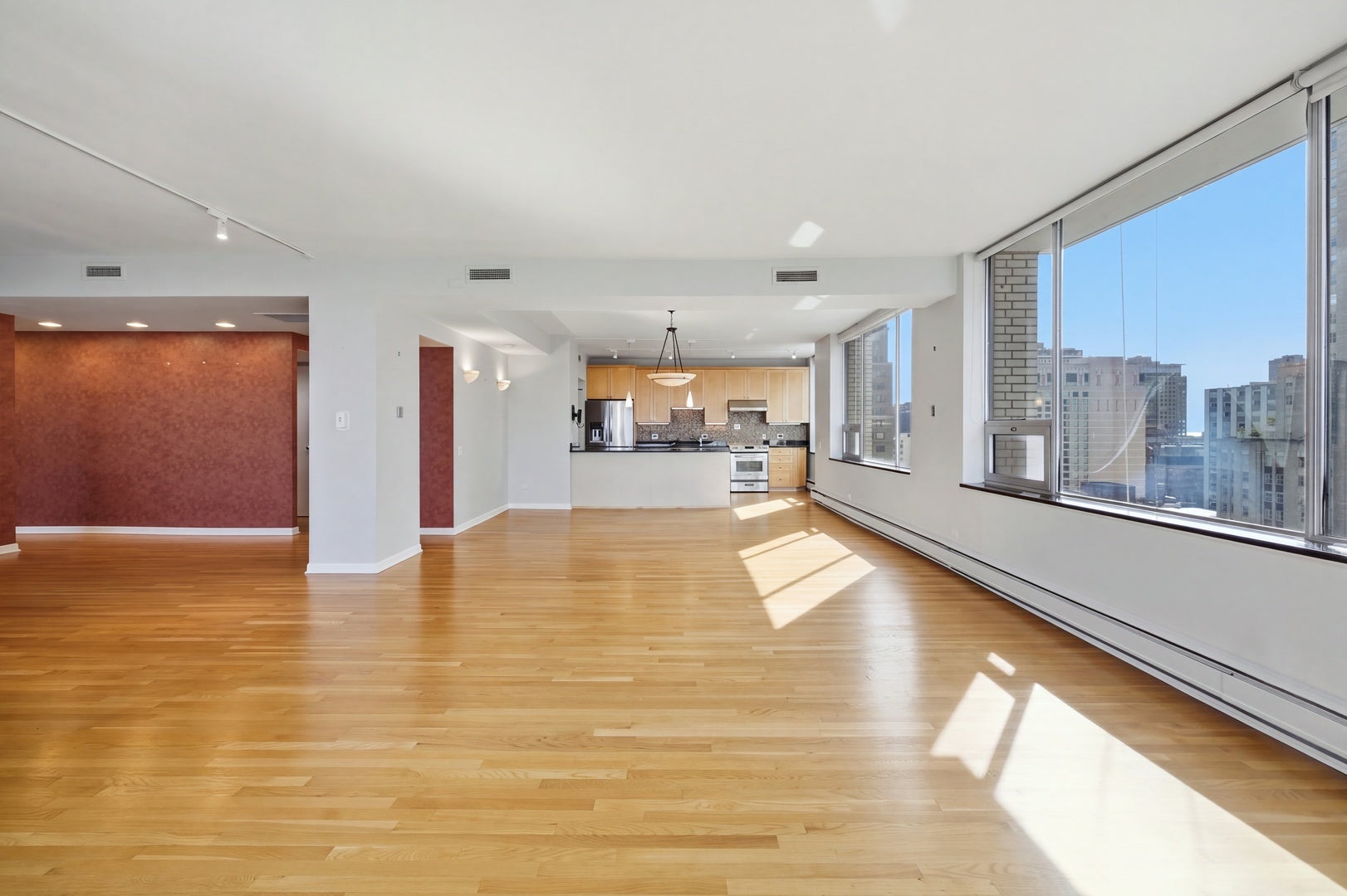 1000 N Lake Shore Plaza 24C