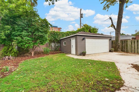 Tiny photo for 1726 W Jarvis Avenue, Chicago, IL 60626 (MLS # 12758665)