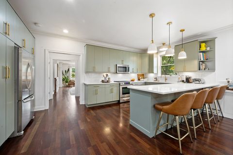 Tiny photo for 2219 N CAMPBELL Avenue #1N, Chicago, IL 60647 (MLS # 12666853)