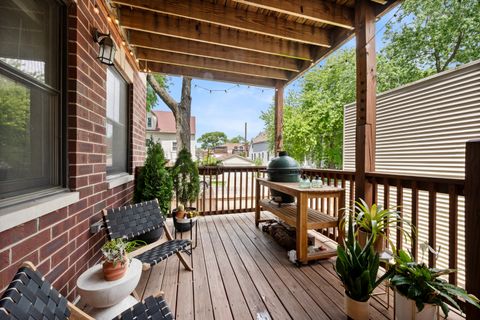 Tiny photo for 2219 N CAMPBELL Avenue #1N, Chicago, IL 60647 (MLS # 12666853)