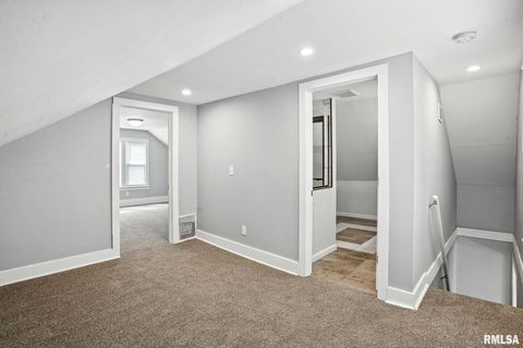 Tiny photo for 421 16TH Avenue, Moline, IL 61265 (MLS # QC4269937)