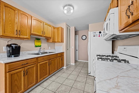 Tiny photo for 120 Braeburn Road, Montgomery, IL 60538 (MLS # 12769339)