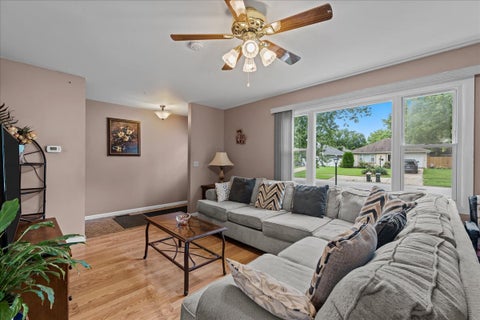 Tiny photo for 120 Braeburn Road, Montgomery, IL 60538 (MLS # 12769339)