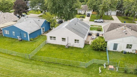 Tiny photo for 120 Braeburn Road, Montgomery, IL 60538 (MLS # 12769339)