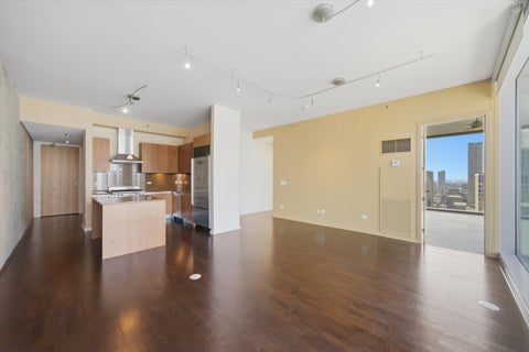 Tiny photo for 600 N FAIRBANKS Court #3105, Chicago, IL 60611 (MLS # 12737119)