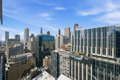 Tiny photo for 600 N FAIRBANKS Court #3105, Chicago, IL 60611 (MLS # 12737119)