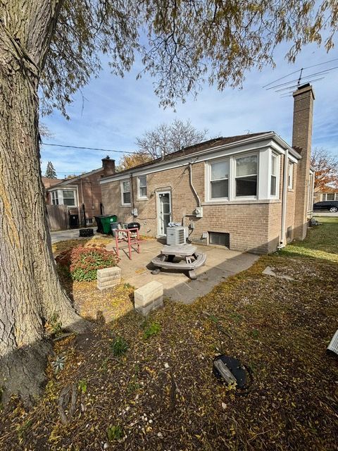 Tiny photo for 1932 Newcastle Avenue, Westchester, IL 60154 (MLS # 12513174)