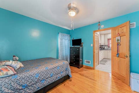 Tiny photo for 9327 S Avers Avenue, Evergreen Park, IL 60805 (MLS # 12737725)