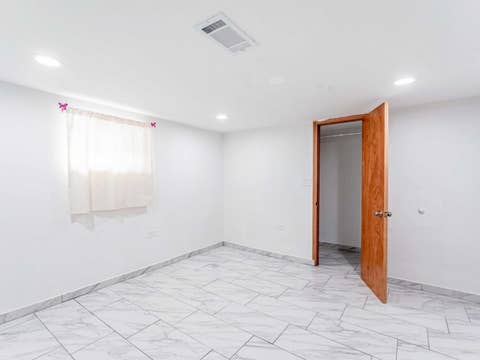Tiny photo for 9327 S Avers Avenue, Evergreen Park, IL 60805 (MLS # 12737725)
