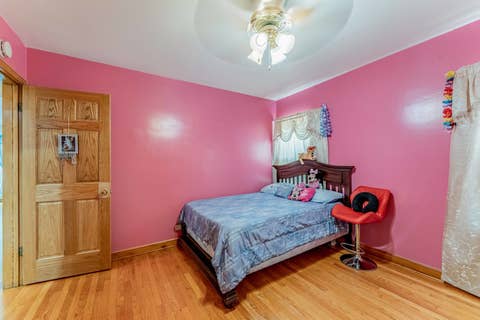Tiny photo for 9327 S Avers Avenue, Evergreen Park, IL 60805 (MLS # 12737725)