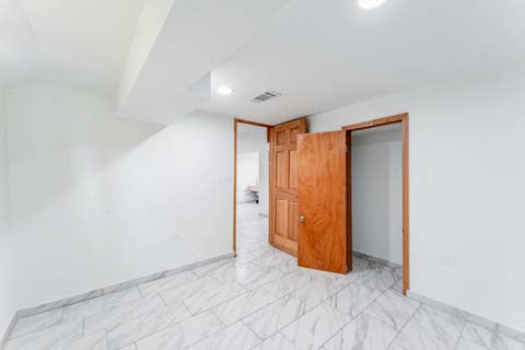 Tiny photo for 9327 S Avers Avenue, Evergreen Park, IL 60805 (MLS # 12737725)