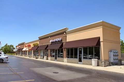 Tiny photo for 8300 Cermak Road, North Riverside, IL 60546 (MLS # 11620282)