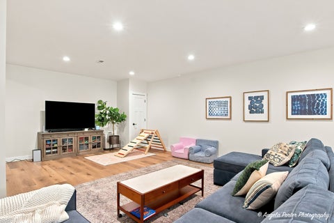 Tiny photo for 220 Hoffmann Drive, Buffalo Grove, IL 60089 (MLS # 12753905)