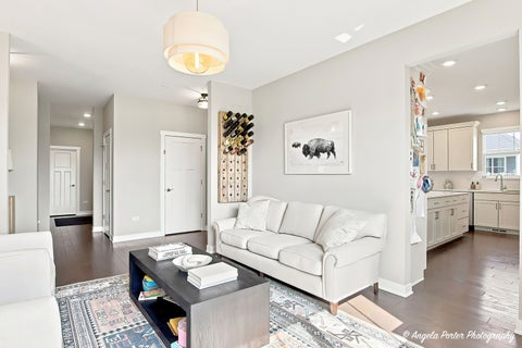 Tiny photo for 220 Hoffmann Drive, Buffalo Grove, IL 60089 (MLS # 12753905)