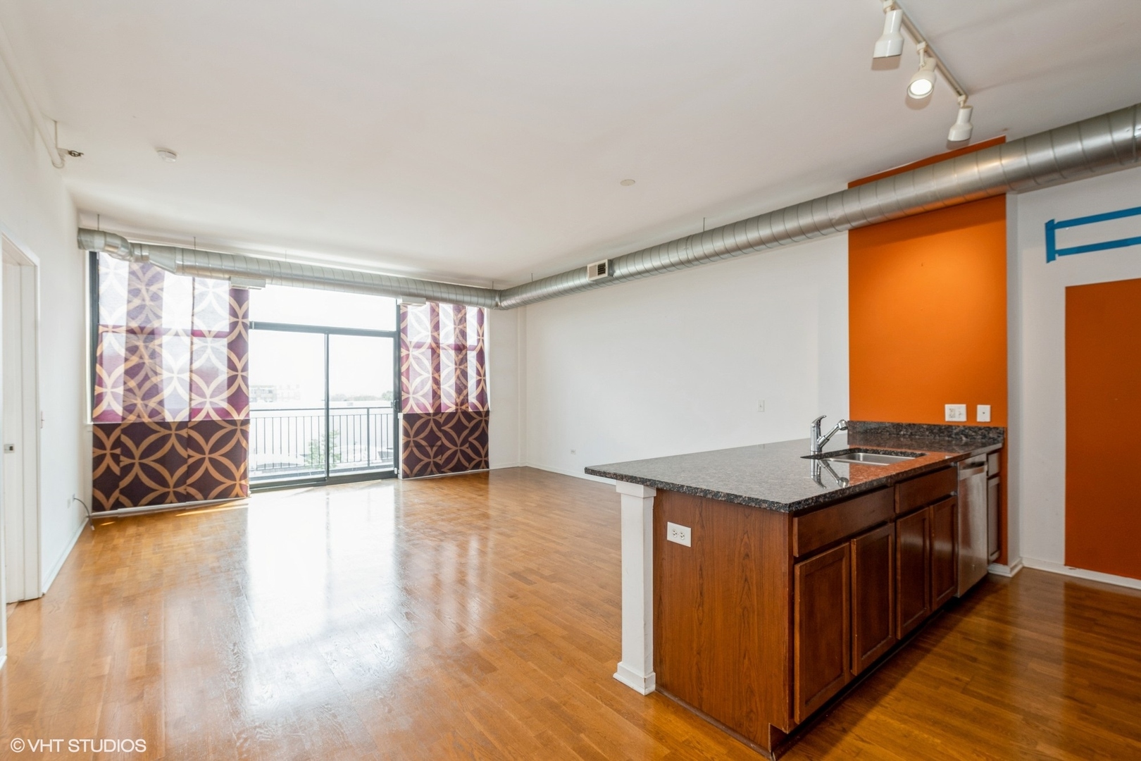 2323 W Pershing Road 611