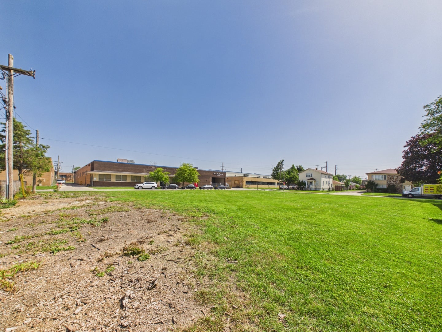 1636 N 32nd Avenue