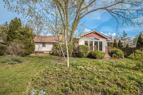 Tiny photo for 915 S JEFFERSON Street, Batavia, IL 60510 (MLS # 12624174)