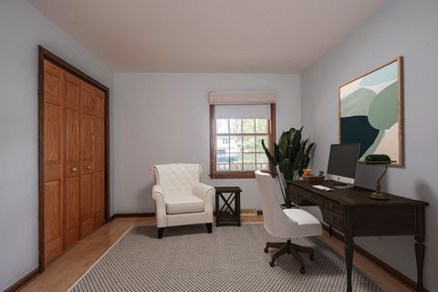 Tiny photo for 915 S JEFFERSON Street, Batavia, IL 60510 (MLS # 12624174)