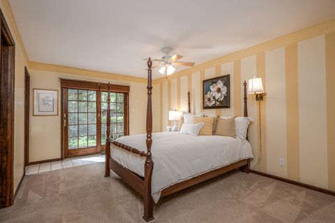 Tiny photo for 915 S JEFFERSON Street, Batavia, IL 60510 (MLS # 12624174)