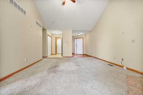 Tiny photo for 2716 Westbrook Drive, Bloomington, IL 61705 (MLS # 12523618)