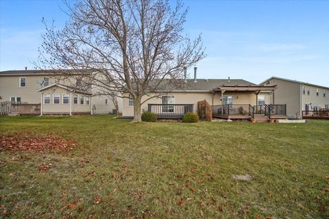 Tiny photo for 2716 Westbrook Drive, Bloomington, IL 61705 (MLS # 12523618)