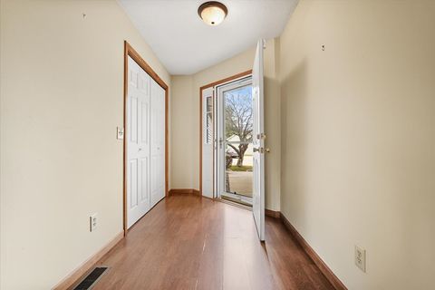 Tiny photo for 2716 Westbrook Drive, Bloomington, IL 61705 (MLS # 12523618)