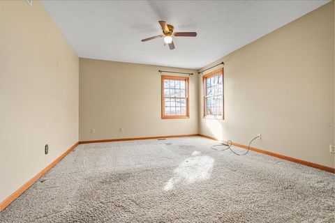 Tiny photo for 2716 Westbrook Drive, Bloomington, IL 61705 (MLS # 12523618)