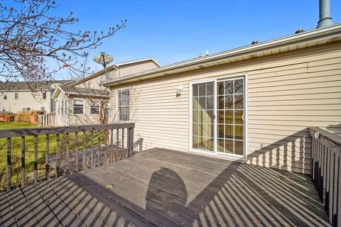 Tiny photo for 2716 Westbrook Drive, Bloomington, IL 61705 (MLS # 12523618)