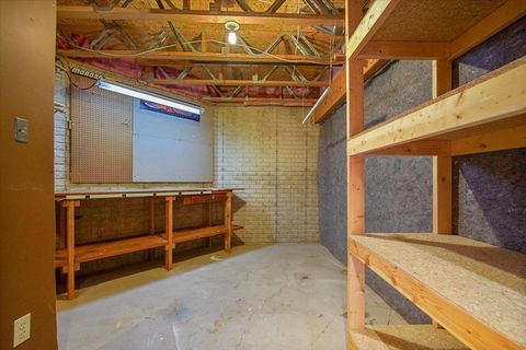 Tiny photo for 2716 Westbrook Drive, Bloomington, IL 61705 (MLS # 12523618)