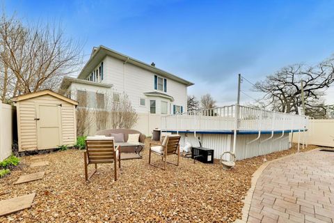 Tiny photo for 9641 E Shore Drive, Oak Lawn, IL 60453 (MLS # 12632107)