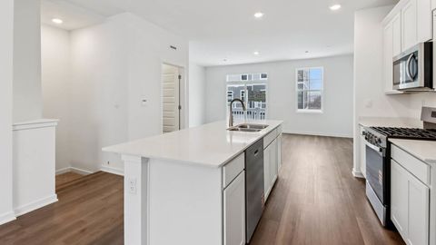 Tiny photo for 543 Yosemite Way, Mundelein, IL 60060 (MLS # 12591059)