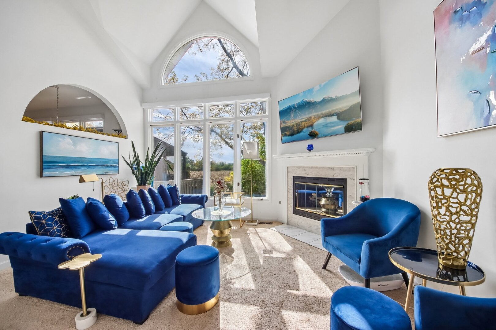 6927 Lexington Court 6927