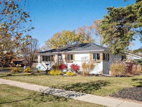 A home in Mount Prospect