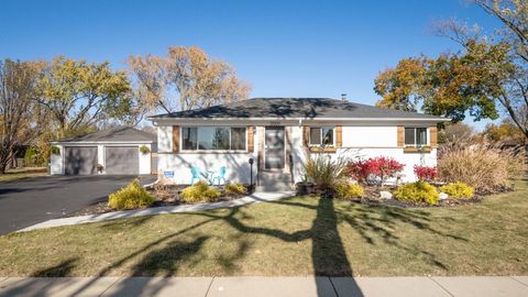 A home in Mount Prospect