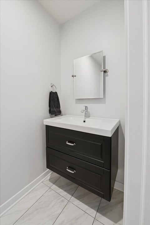 Tiny photo for 2915 N Rockwell Street, Chicago, IL 60618 (MLS # 12759335)