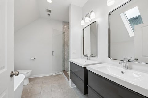 Tiny photo for 2915 N Rockwell Street, Chicago, IL 60618 (MLS # 12759335)