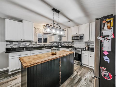 Tiny photo for 26210 W Bayberry Court, Channahon, IL 60410 (MLS # 12502191)