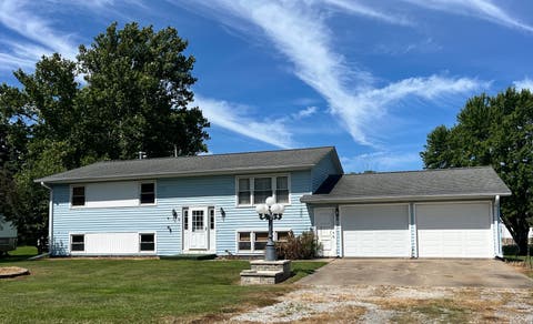 Photo of 501 N 4th Avenue N, New Windsor, IL 61465 (MLS # 12720198)