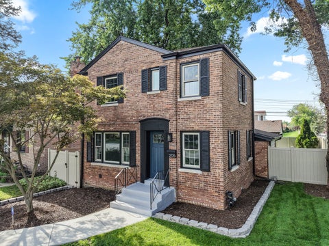Photo of 2725 W 99th Street, Chicago, IL 60655 (MLS # 12737277)