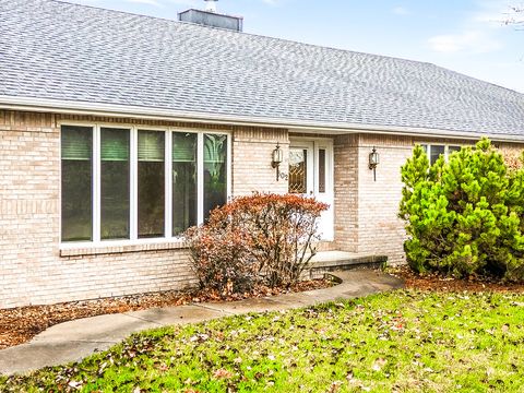 Tiny photo for 302 Kelly Drive, Normal, IL 61761 (MLS # 12454327)