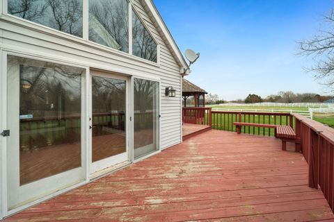 Tiny photo for St. Charles, IL 60175 (MLS # 12571142)