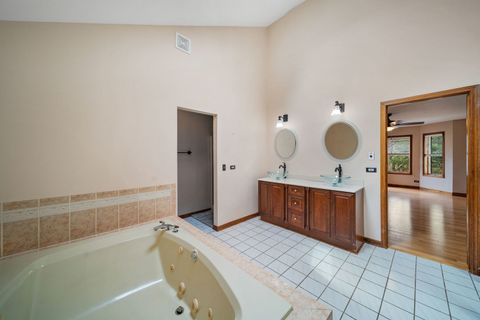 Tiny photo for St. Charles, IL 60175 (MLS # 12571142)