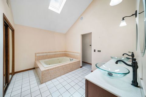 Tiny photo for St. Charles, IL 60175 (MLS # 12571142)