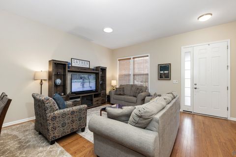 Tiny photo for 2852 Normandy Circle, Naperville, IL 60564 (MLS # 12584079)