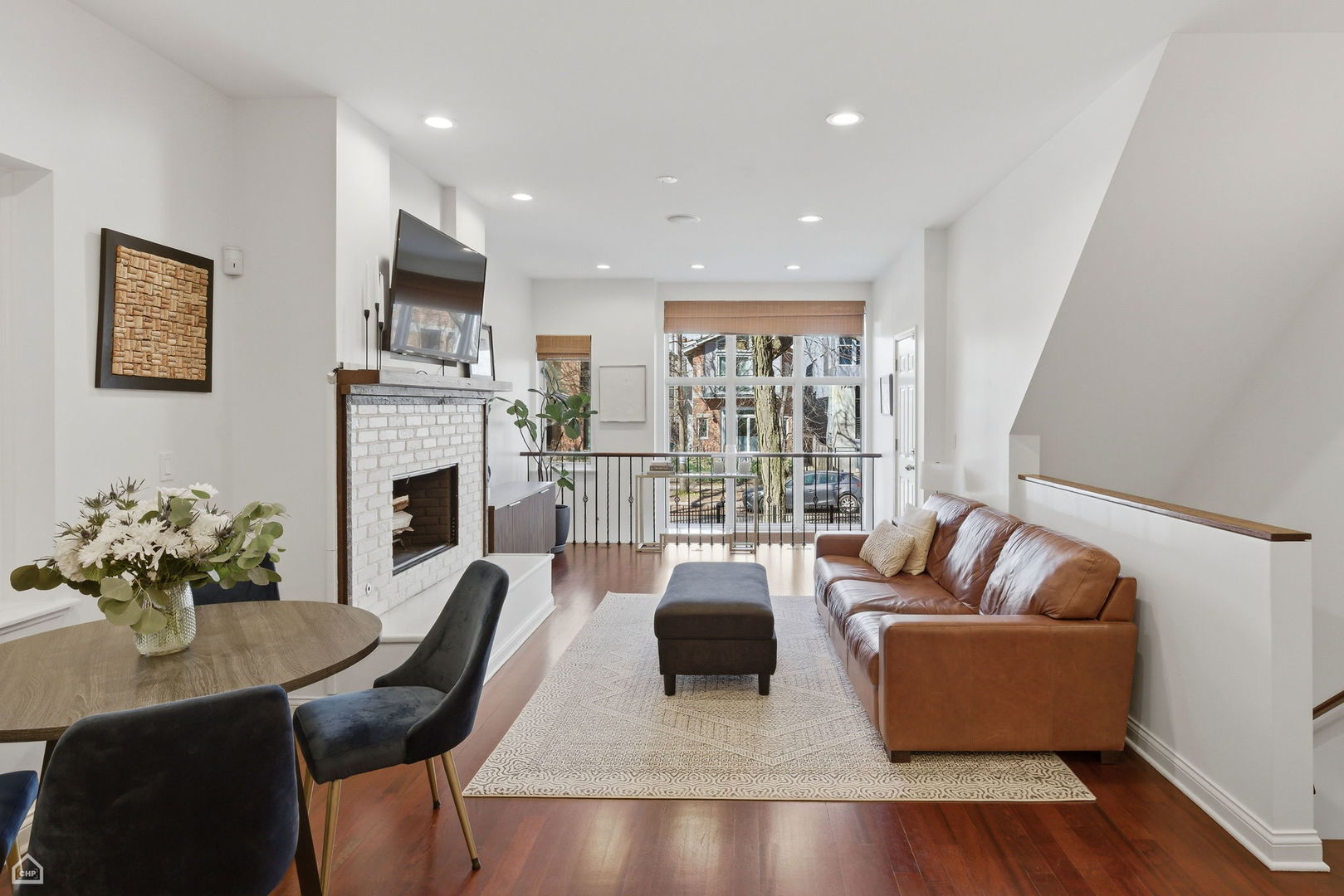 1917 W POTOMAC Avenue 1