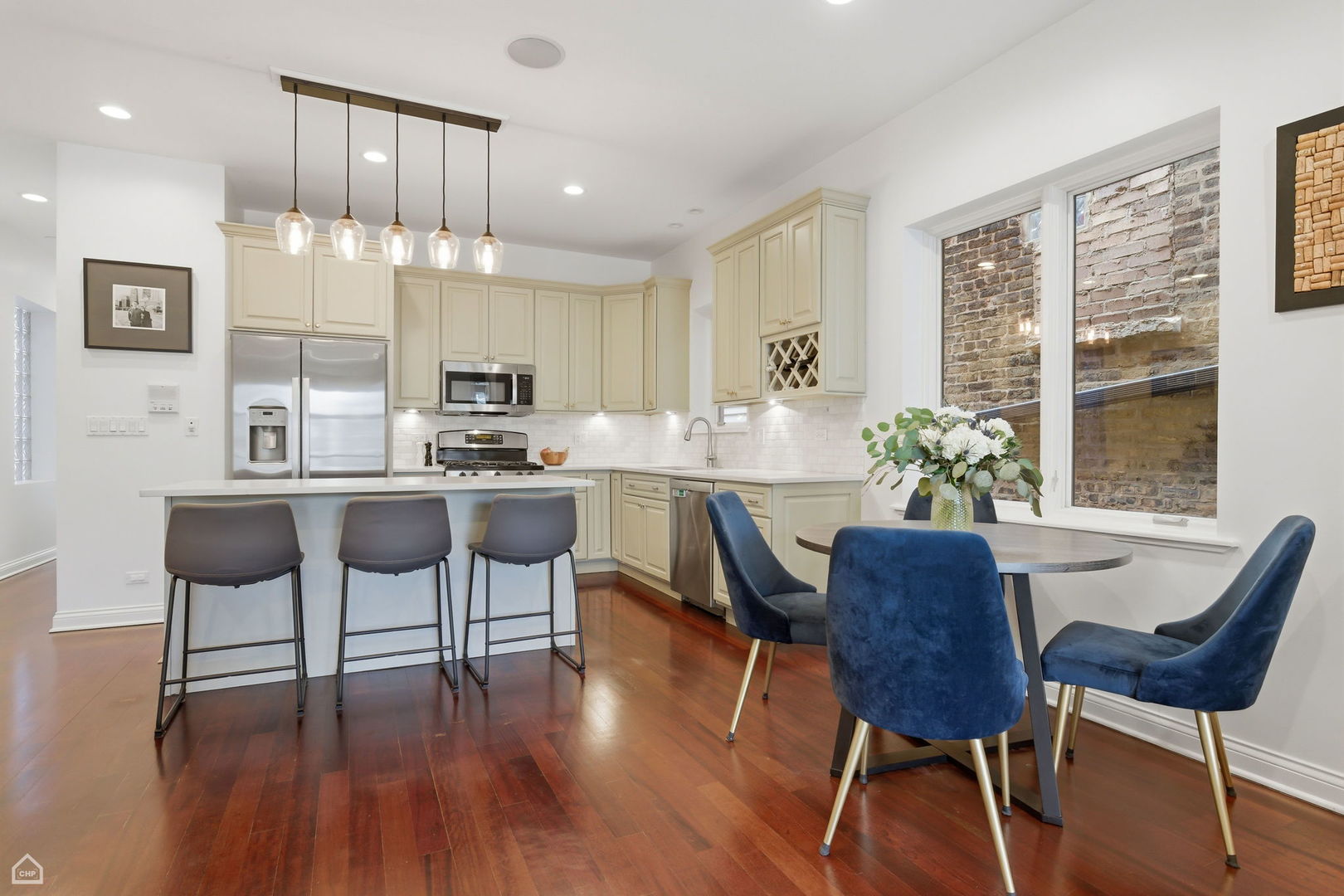 1917 W POTOMAC Avenue 1