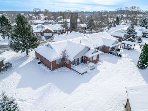 Tiny photo for 225 Secretariats Way #15, Belvidere, IL 61008 (MLS # 12529870)