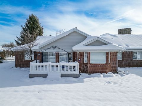 Tiny photo for 225 Secretariats Way #15, Belvidere, IL 61008 (MLS # 12529870)