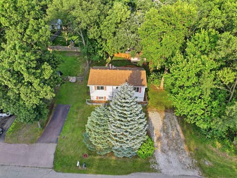 Tiny photo for 3006 E Hickory Drive, Wonder Lake, IL 60097 (MLS # 12718048)