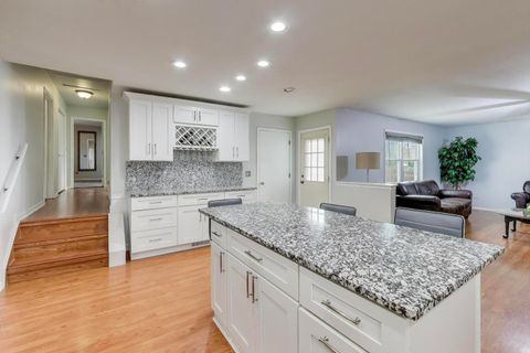 Tiny photo for 635 Huron Drive, Romeoville, IL 60446 (MLS # 12519807)